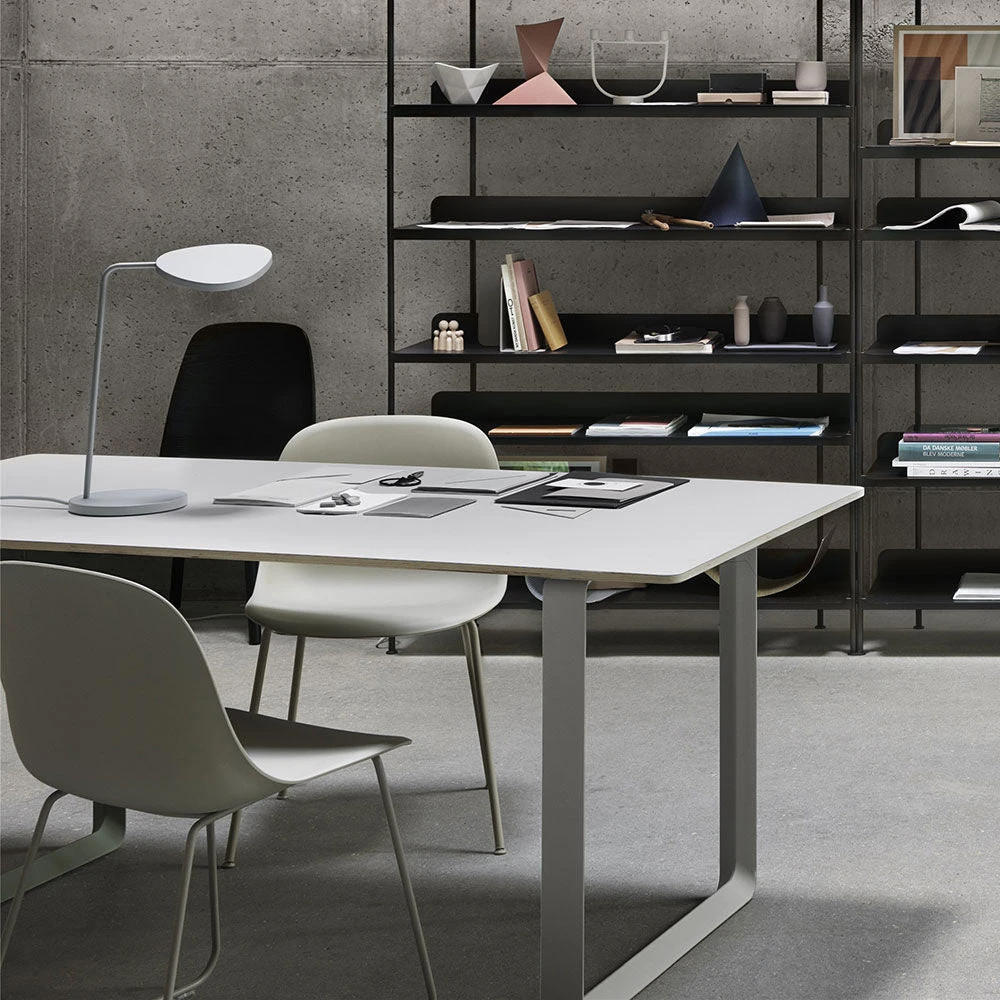 Muuto | Leaf Table Lamp | White - Image 4