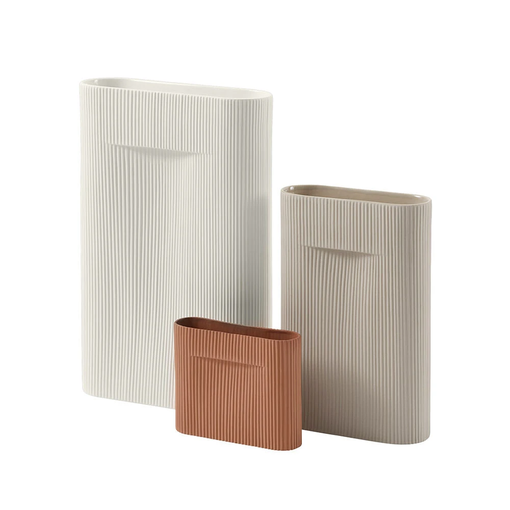 Muuto | Ridge Vase | Off White 48.5cm - DC - Image 10