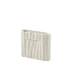 Muuto | Ridge Vase | Off White 16.5cm - DC