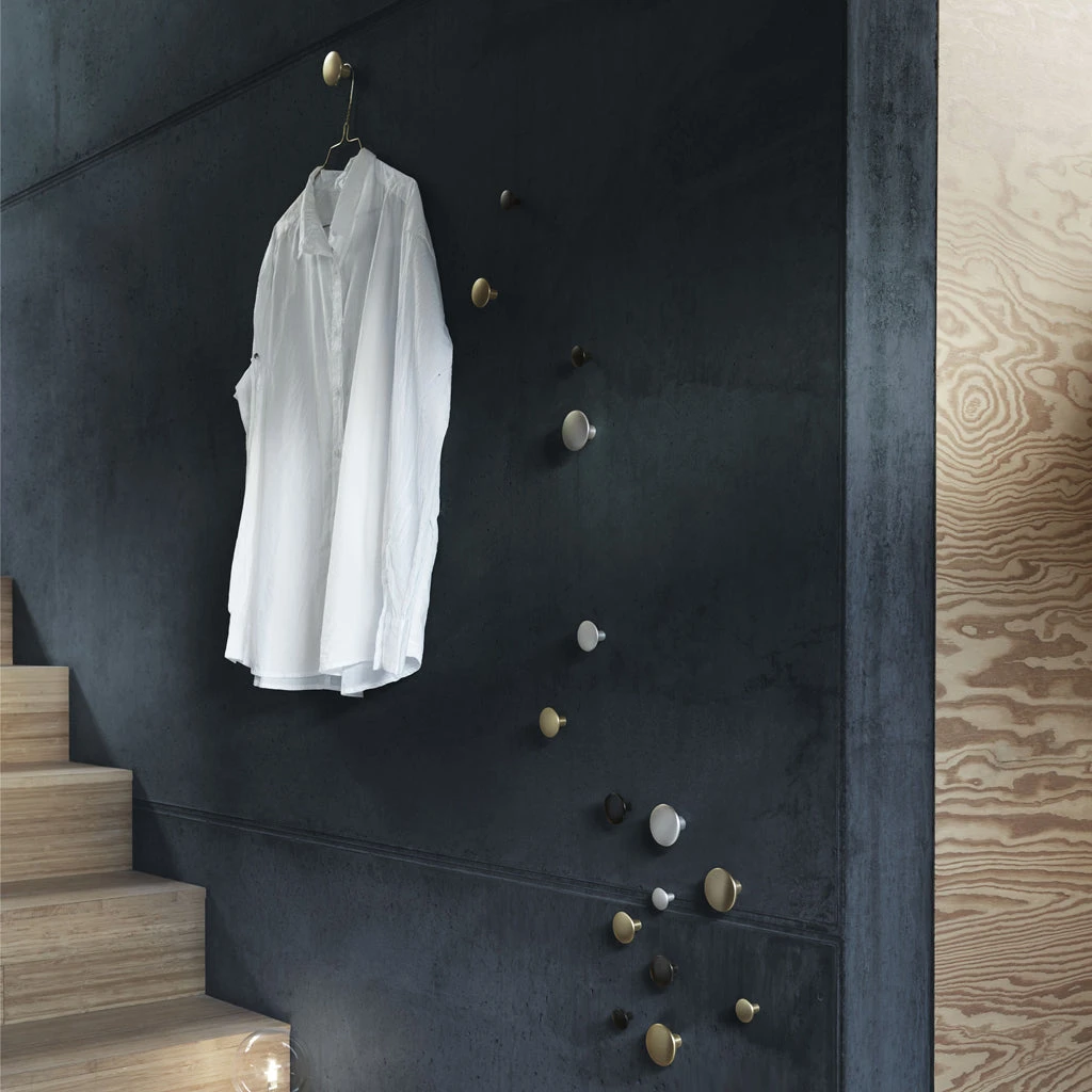 Muuto Dots Hook Metal Taupe Small - Image 3