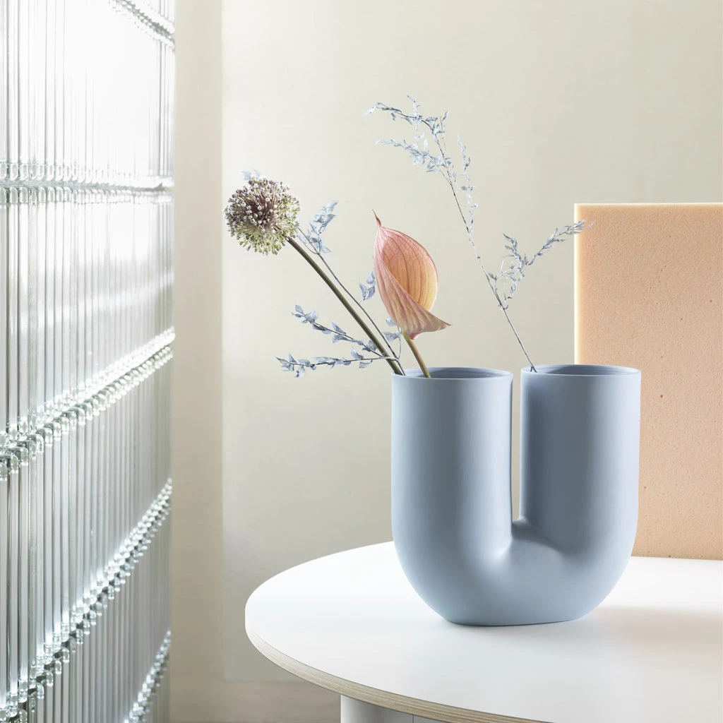 Muuto Kink Vase Blue - Image 3