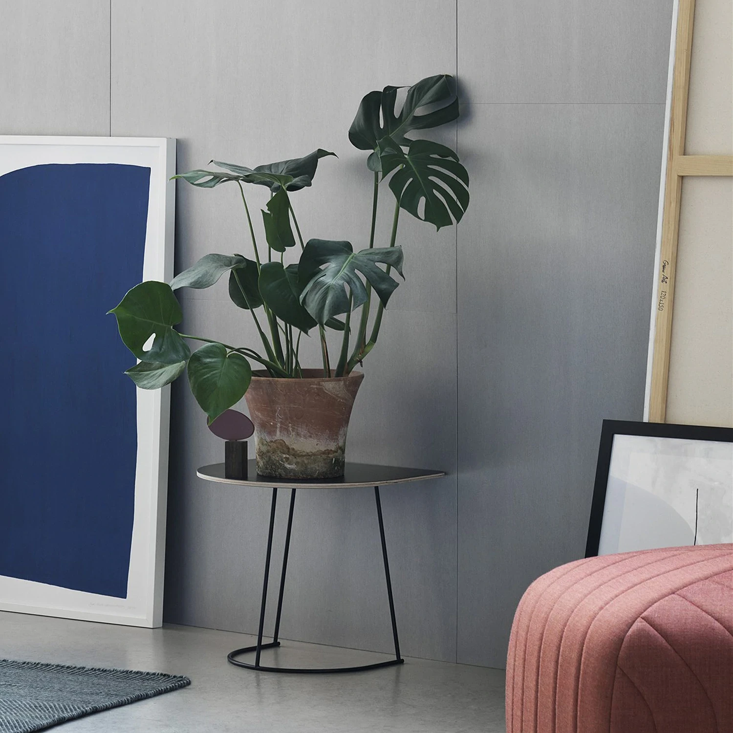 Muuto | Airy Coffee Table | Black Half ~ DC - Image 2