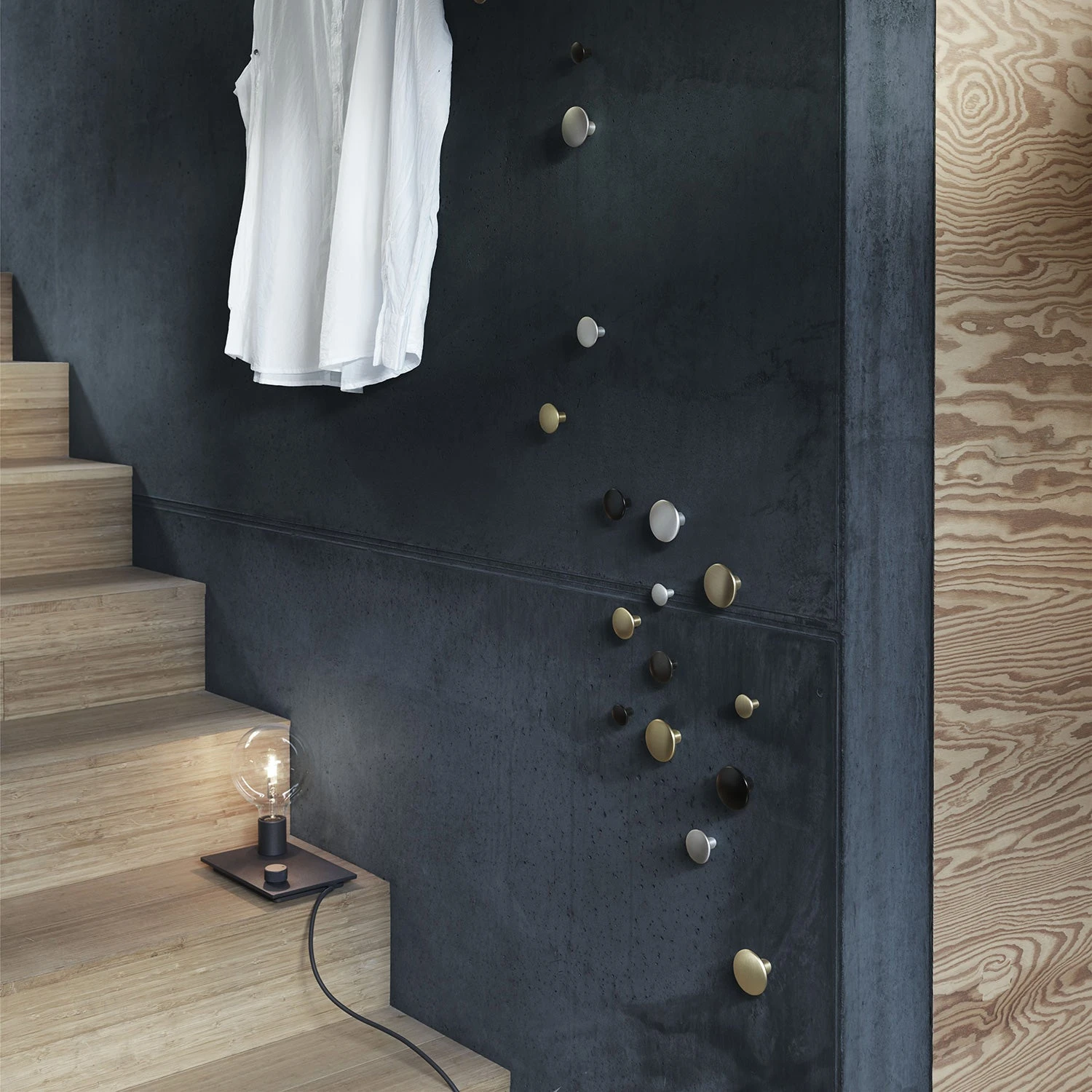 Muuto | Dots Metal | Taupe - DC - Image 8