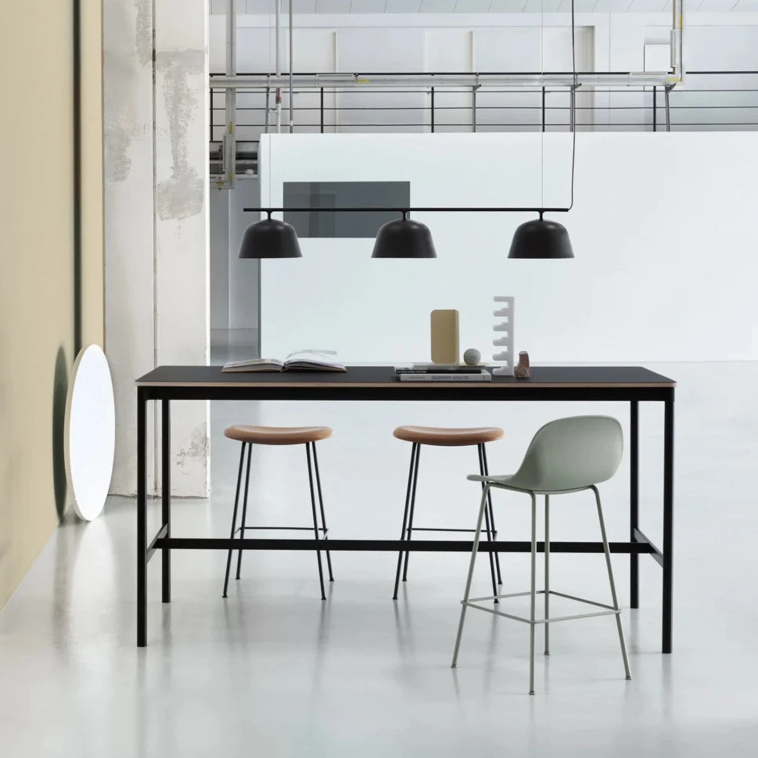 Muuto | Fiber Counter Stool Backrest | Tube Base | Black Recycled + Anthracite Black - Image 4