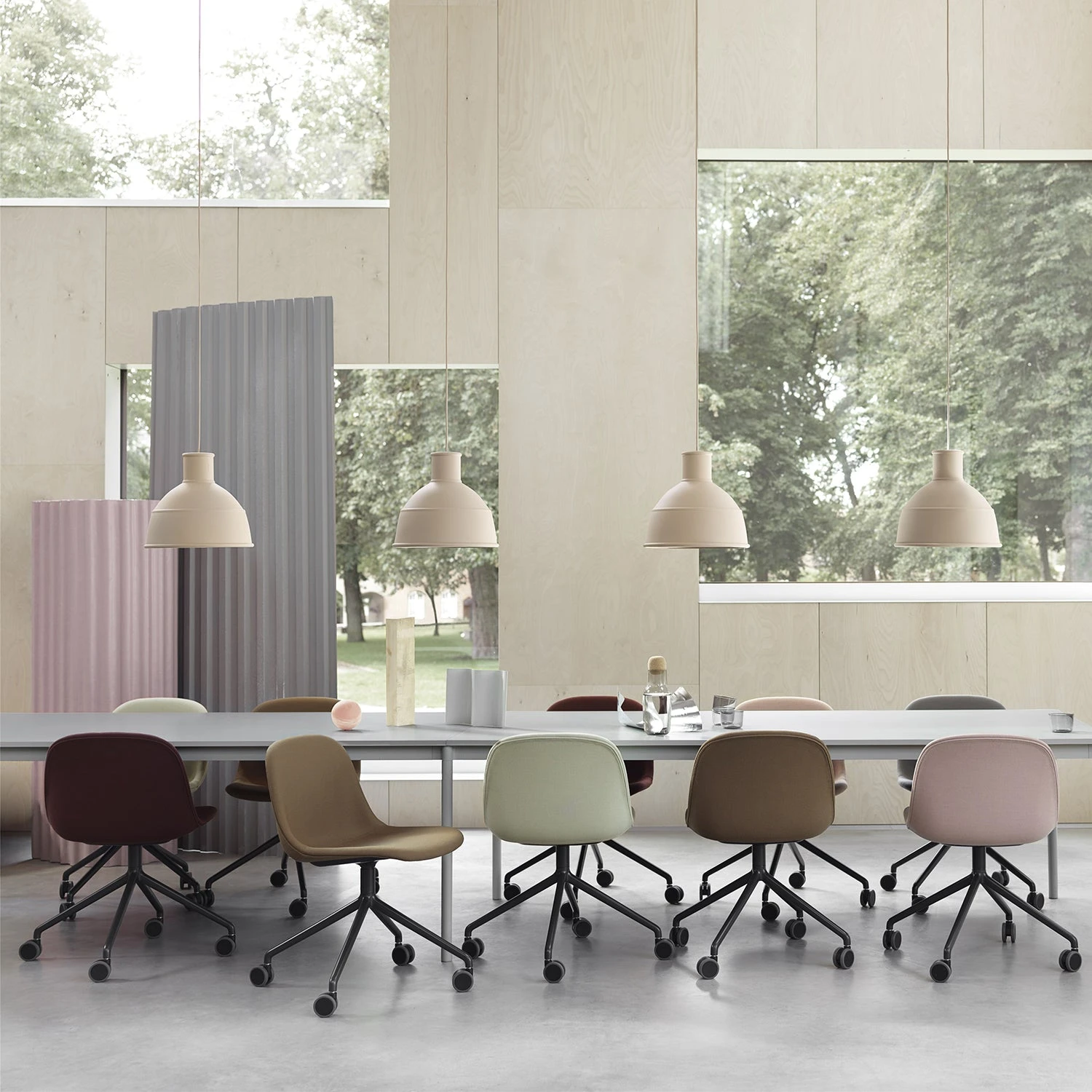 Muuto | Fiber Side Chair Swivel Base | Gas Lift + Castors | Refine Leather Cognac + Anthracite Black Base ~ DC - Image 4