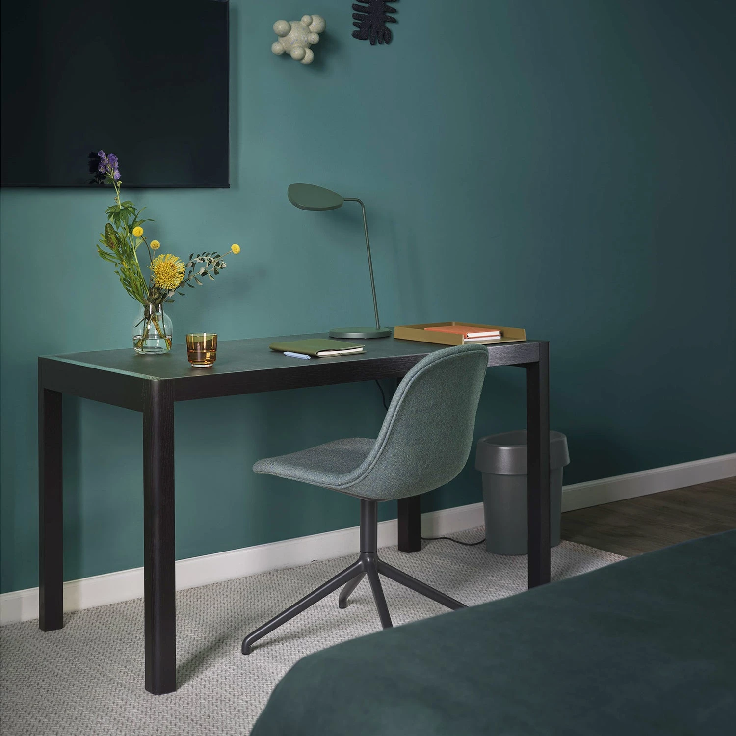 Muuto | Reduce Paper Bin | Anthracite - Image 2