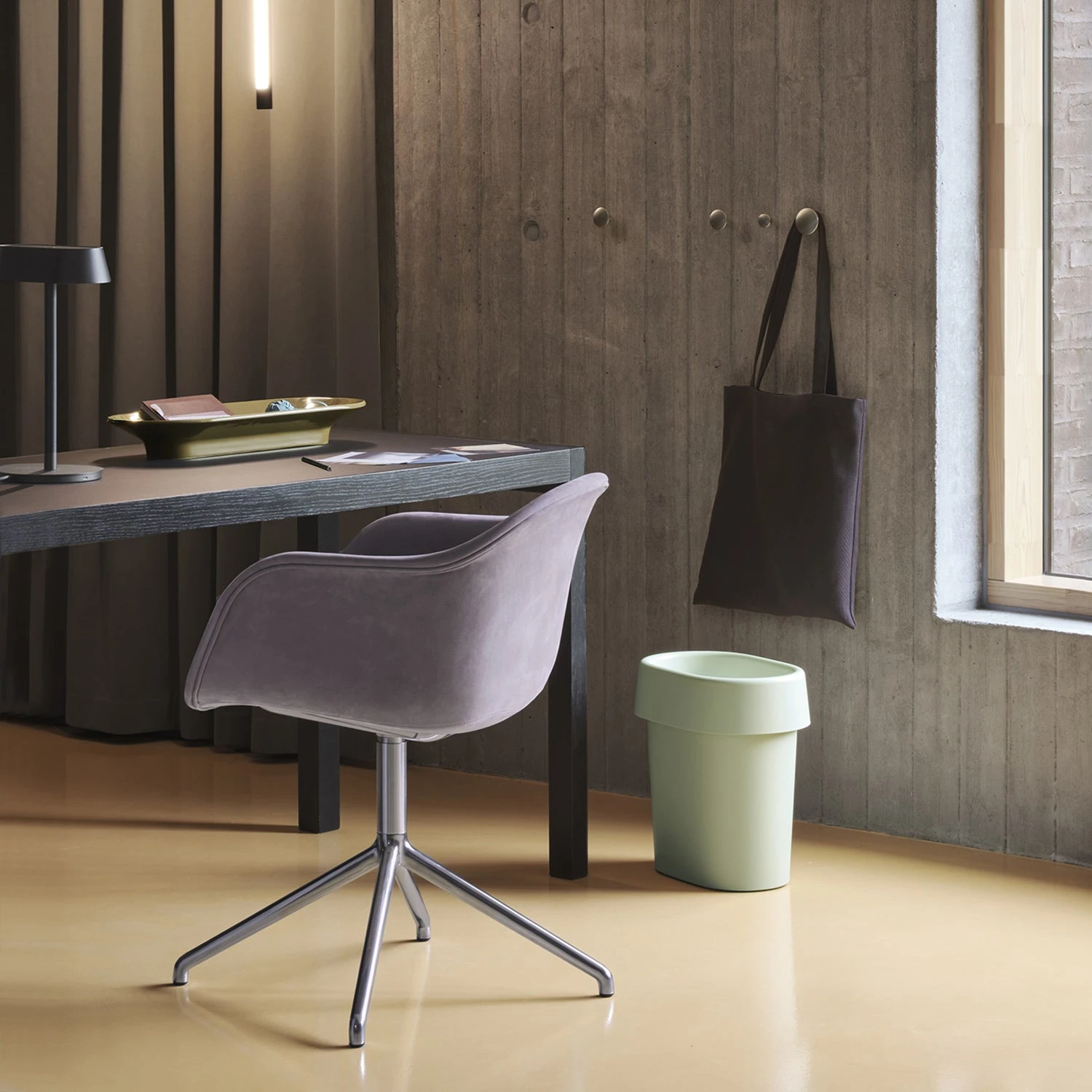 Muuto | Reduce Paper Bin | Light Green - Image 7