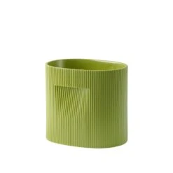 Muuto | Ridge Planter | Moss Green 24cm