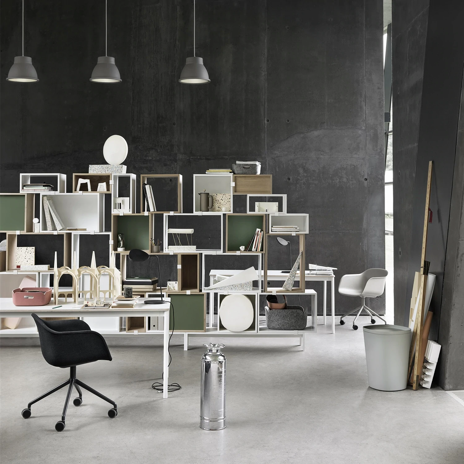 Muuto | Stacked Storage System | Podium | White - DC - Image 2