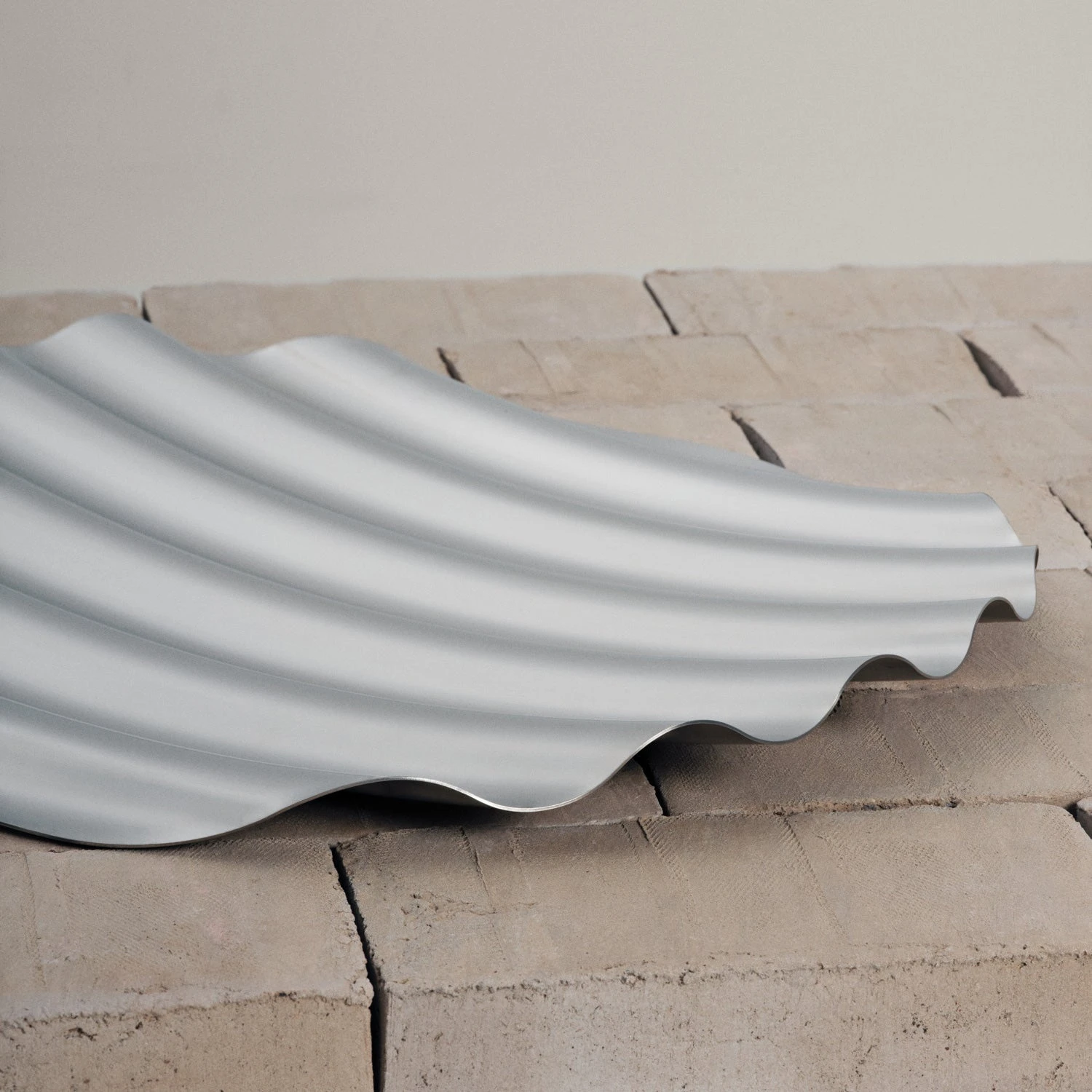 Muuto | Wave Tray ~ DC - Image 3